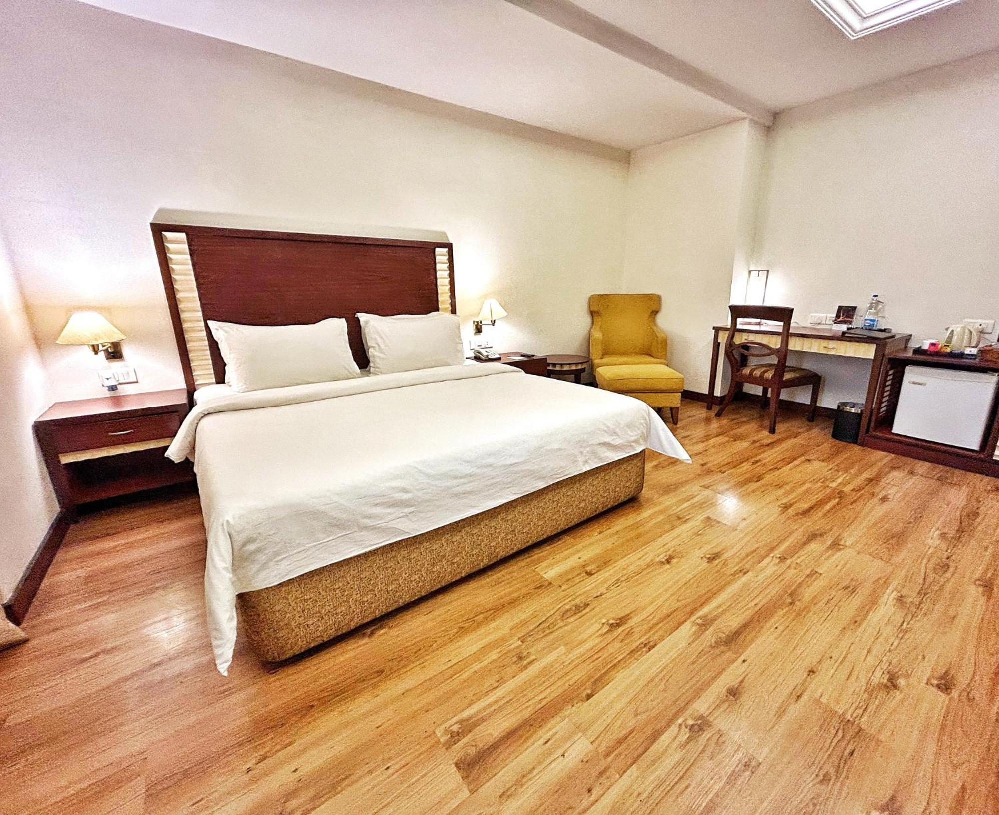 The Residency Karur Hotel Exterior photo